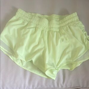 Lululemon bright /Light Yellow hottie hot shorts 6